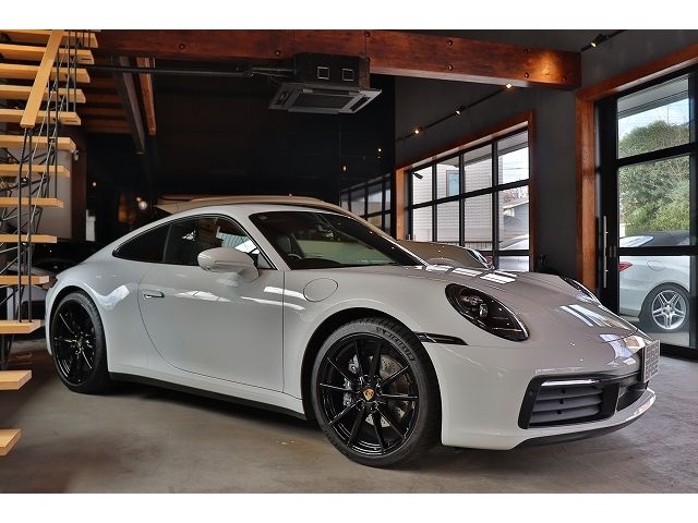 PORSCHE 911 2022 Image 31