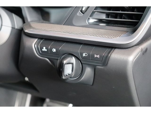 PORSCHE 911 2022 Image 31