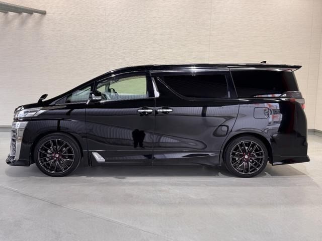 TOYOTA VELLFIRE 2018 Image 31