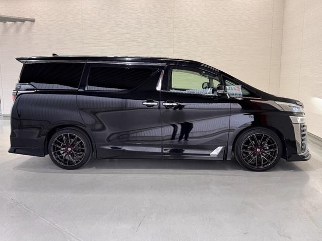 TOYOTA VELLFIRE 2018 Image 31