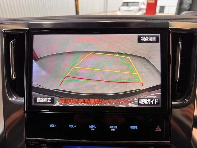 TOYOTA VELLFIRE 2018 Image 31