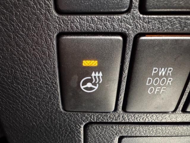 TOYOTA VELLFIRE 2018 Image 31