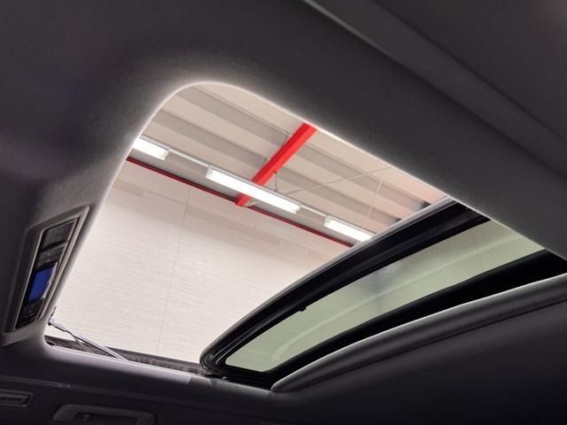 TOYOTA VELLFIRE 2018 Image 31