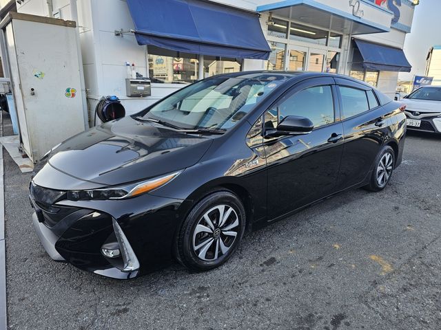 TOYOTA PRIUS PHV 2021 Image 31