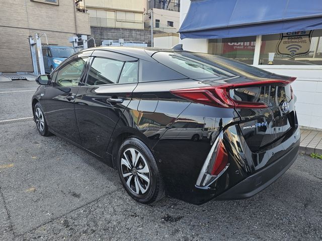 TOYOTA PRIUS PHV 2021 Image 31