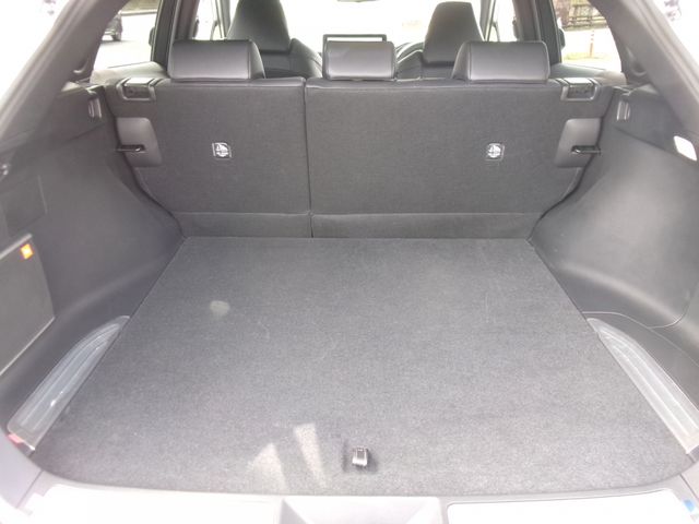 TOYOTA HARRIER HYBRID 2023 Image 31