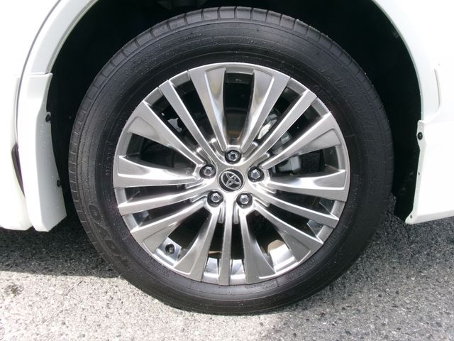 TOYOTA HARRIER HYBRID 2023 Image 31