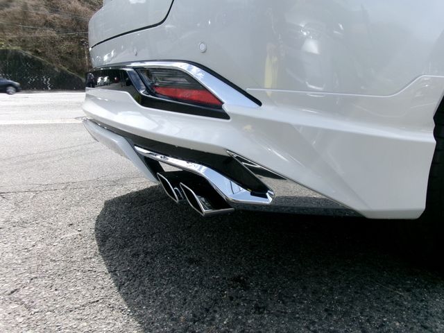 TOYOTA HARRIER HYBRID 2023 Image 31