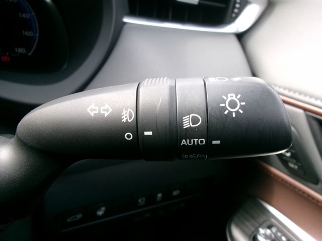 TOYOTA HARRIER HYBRID 2023 Image 31