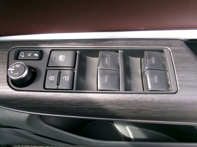 TOYOTA HARRIER HYBRID 2023 Image 31