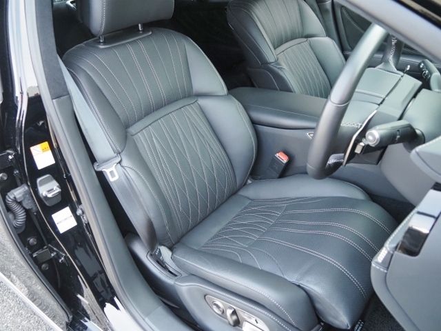 TOYOTA LEXUS LS500H 2023 Image 31