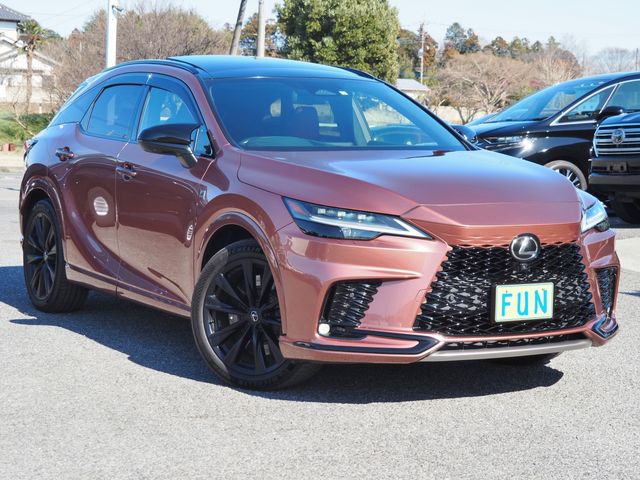 TOYOTA LEXUS RX500H 2023 Image 31