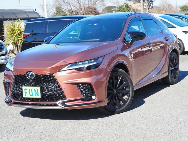 TOYOTA LEXUS RX500H 2023 Image 31