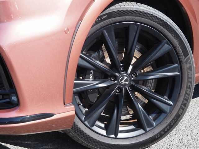 TOYOTA LEXUS RX500H 2023 Image 31