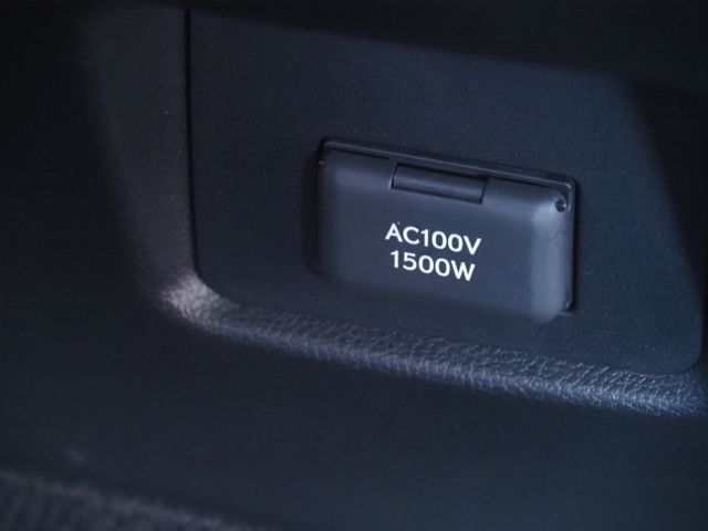 TOYOTA LEXUS RX500H 2023 Image 31