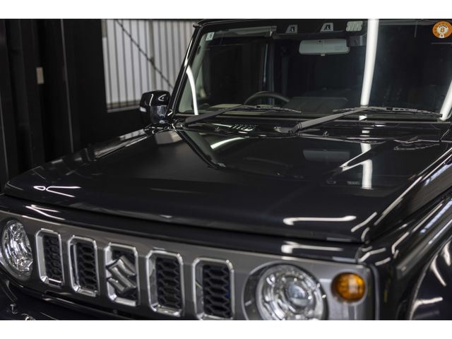 SUZUKI JIMNY NOMADE 2025 Image 31