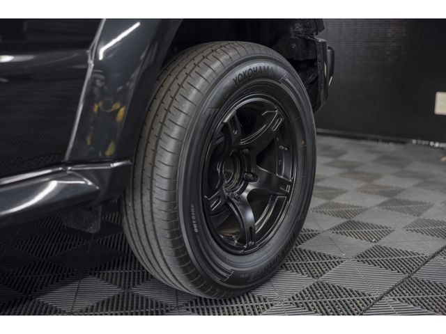 SUZUKI JIMNY NOMADE 2025 Image 31