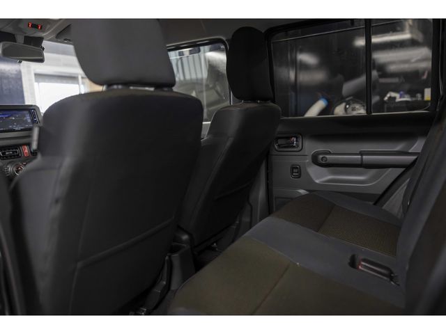 SUZUKI JIMNY NOMADE 2025 Image 31