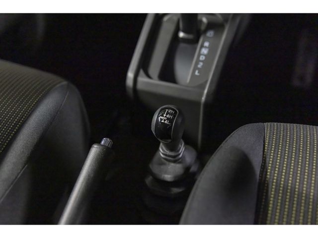 SUZUKI JIMNY NOMADE 2025 Image 31