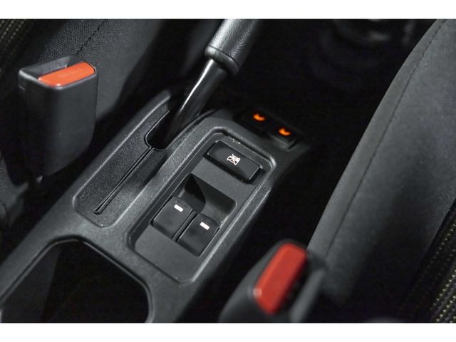 SUZUKI JIMNY NOMADE 2025 Image 31