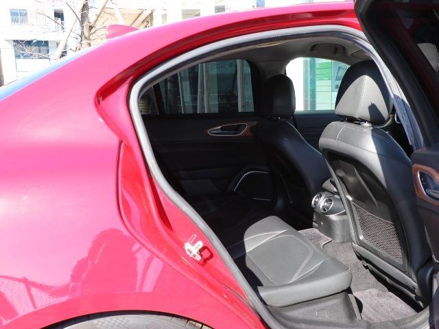 ALFAROMEO GIULIA 2017 Image 31