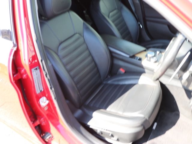 ALFAROMEO GIULIA 2017 Image 31