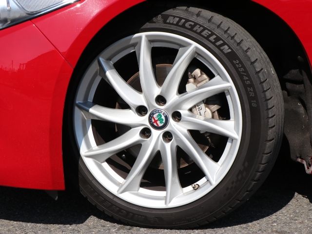 ALFAROMEO GIULIA 2017 Image 31