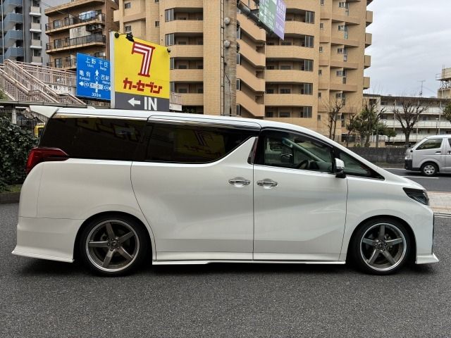 TOYOTA ALPHARD 2021 Image 31
