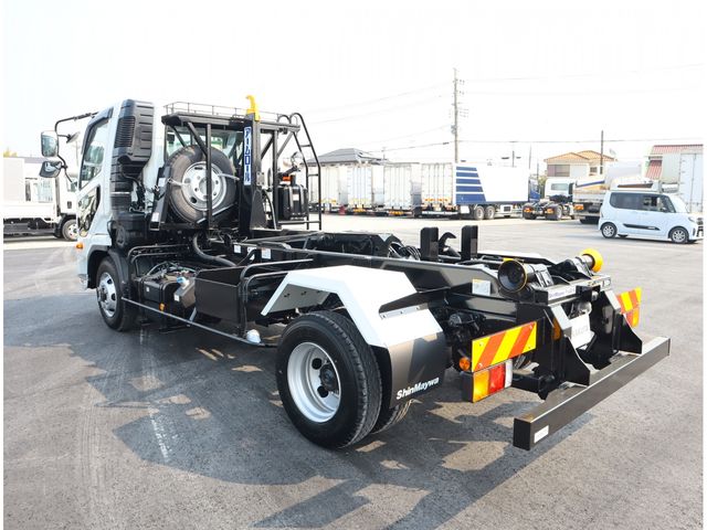 MITSUBISHI FUSOU FIGHTER 2024 Image 31