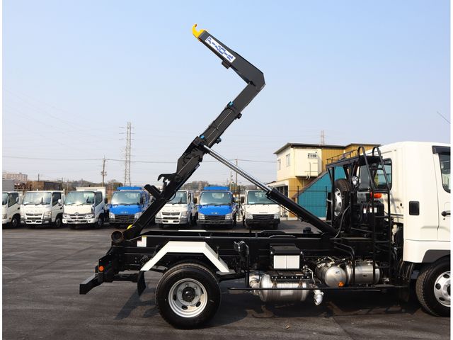 MITSUBISHI FUSOU FIGHTER 2024 Image 31