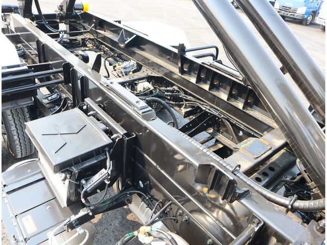 MITSUBISHI FUSOU FIGHTER 2024 Image 31