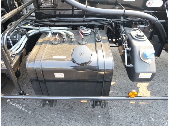 MITSUBISHI FUSOU FIGHTER 2024 Image 31