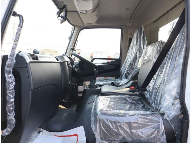 MITSUBISHI FUSOU FIGHTER 2024 Image 31