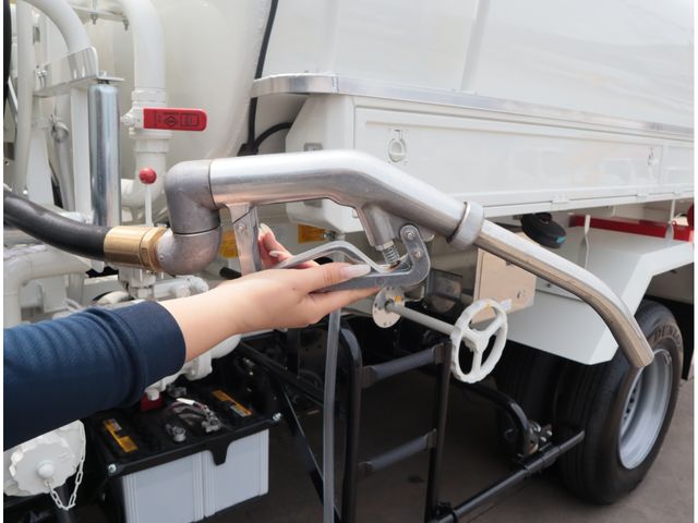 HINO DUTRO 2025 Image 31