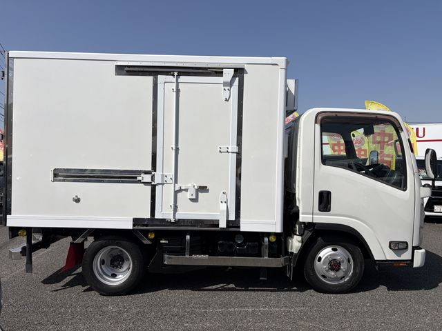 ISUZU ELF 2016 Image 31