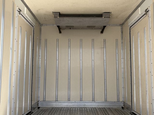 ISUZU ELF 2016 Image 31