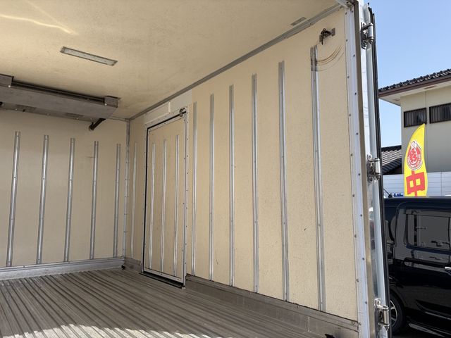 ISUZU ELF 2016 Image 31