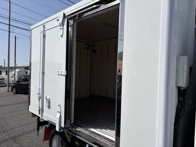 ISUZU ELF 2016 Image 31