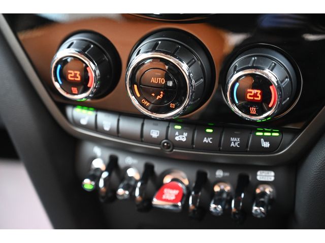 BMW MINI COOPER D CROSSO 2022 Image 31