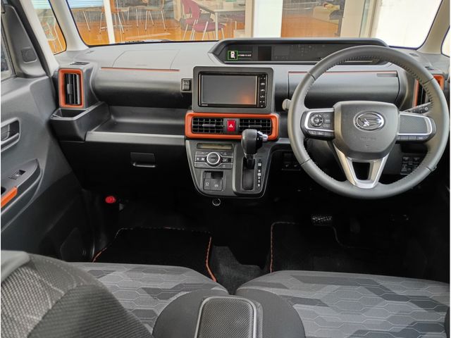 DAIHATSU TANTO FAN CROSS 4WD 2024 Image 31