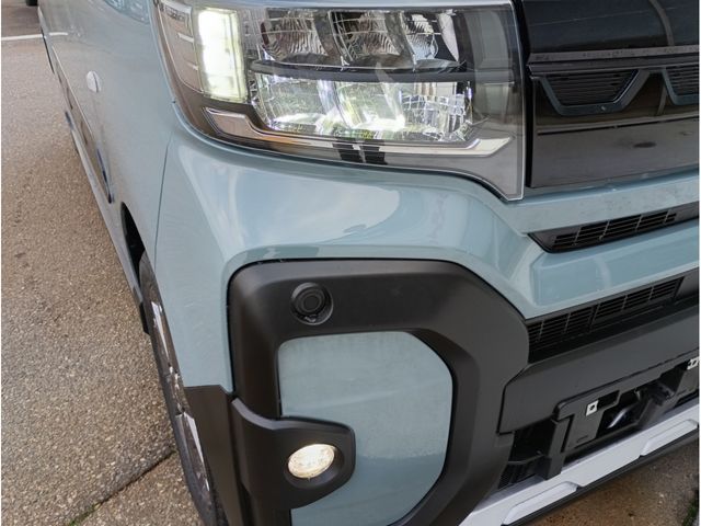 DAIHATSU TANTO FAN CROSS 4WD 2024 Image 31