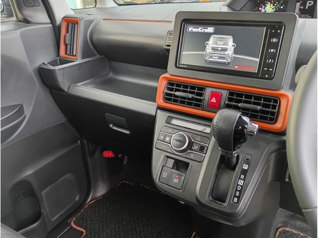 DAIHATSU TANTO FAN CROSS 4WD 2024 Image 31