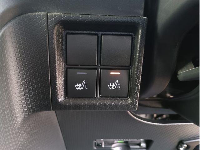 DAIHATSU TANTO FAN CROSS 4WD 2024 Image 31