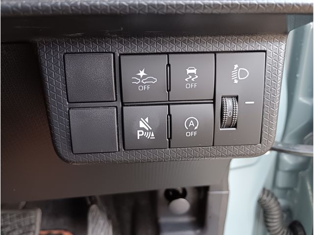 DAIHATSU TANTO FAN CROSS 4WD 2024 Image 31