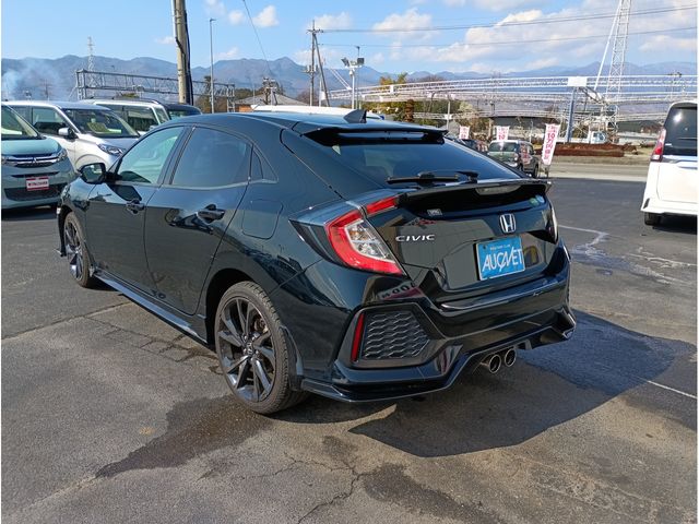 HONDA CIVIC HATCHBACK 2018 Image 31