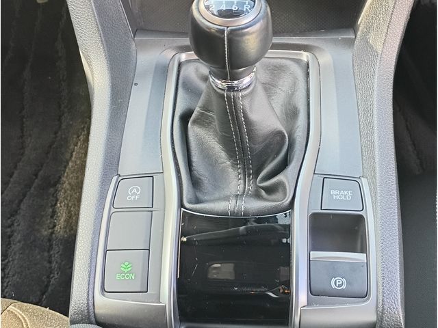 HONDA CIVIC HATCHBACK 2018 Image 31