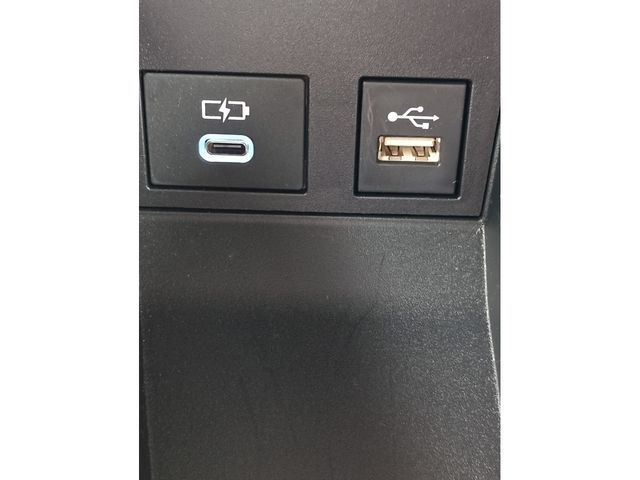 TOYOTA VOXY 2023 Image 31