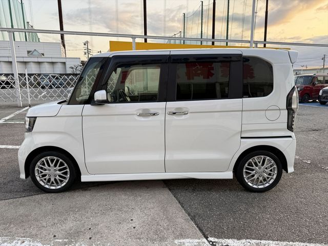 HONDA N BOX CUSTOM 2022 Image 31