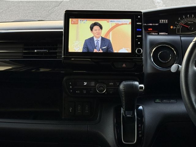 HONDA N BOX CUSTOM 2022 Image 31