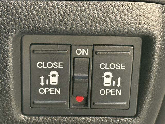 HONDA N BOX CUSTOM 2022 Image 31